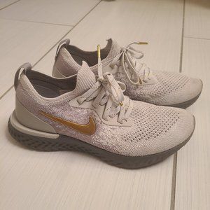 Nike Epic React Flyknit Women's SIze 6